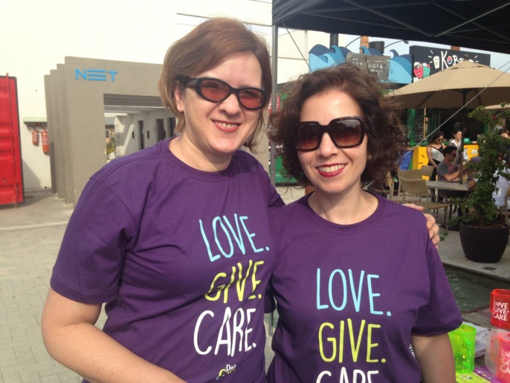 Claudia Rodrigues, nossa Gerente Executiva e Patrícia Chaco, voluntária.